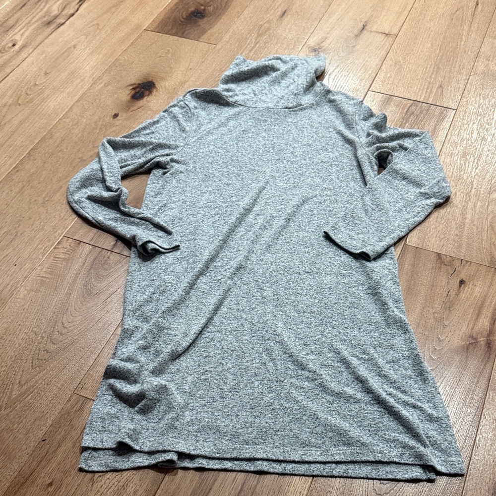 Old Navy Gray Women's Turtleneck Tunic